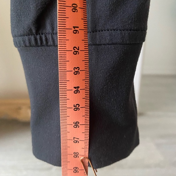 Lululemon Mid-Rise Jogger, Black, Size 4, Womens - Picture 5 of 6